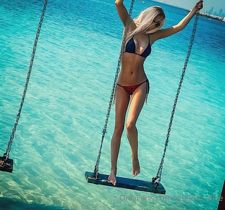 virginal alice pornstar top picture