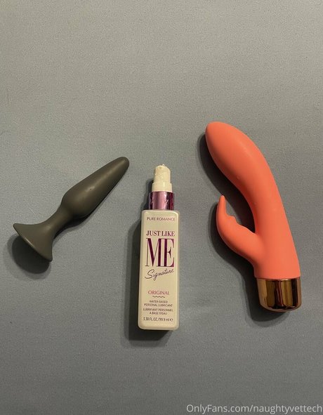 naughtyvettech free star img