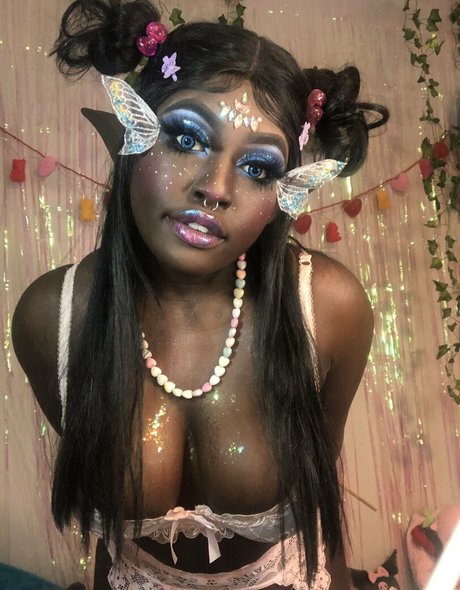 sungypsy model xxx photos