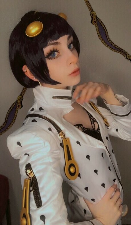 Spaceyellise sex model image