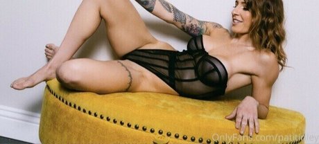 Pati Fontes pretty star picture