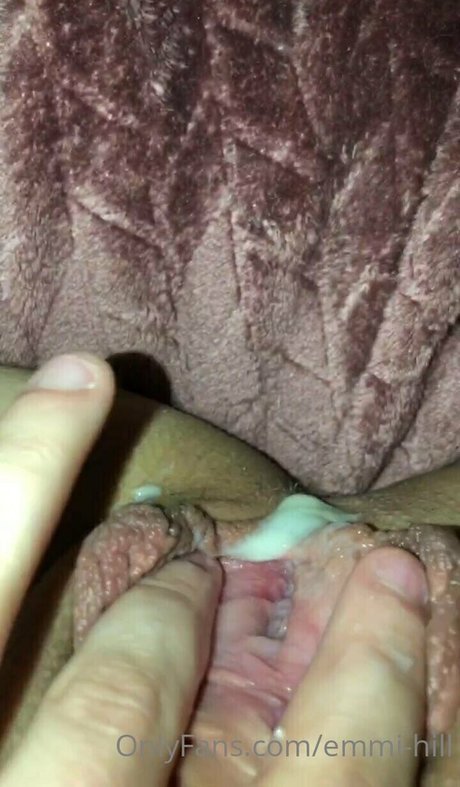 emmi hill sex model image