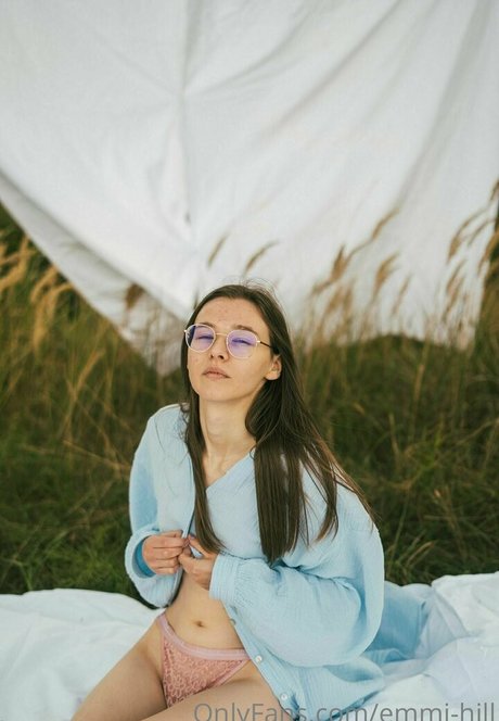 emmi hill pornstar high quality picture