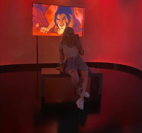 scorpio milk xxx star archive