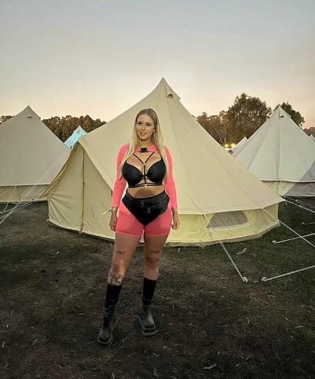 scorpio milk star nudes img