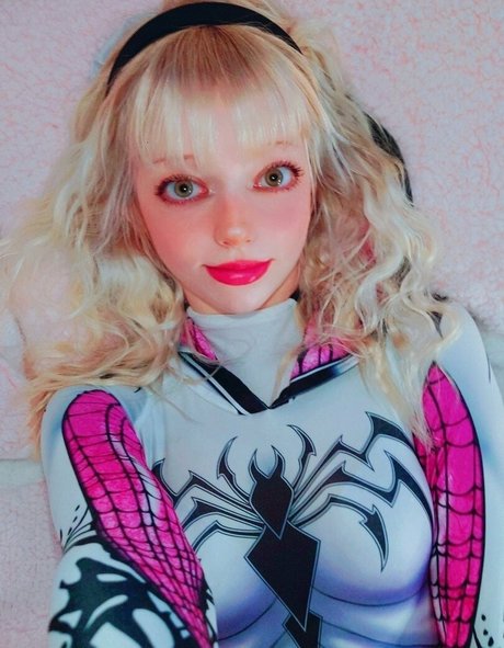 Kimmy Kimochi star gallery