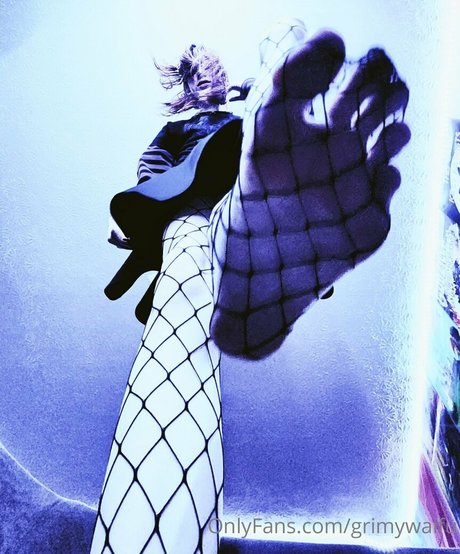 grimywaifu sex model pics
