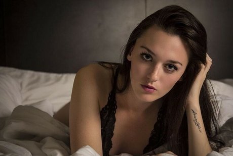 Hanna Zellers xxx actress images