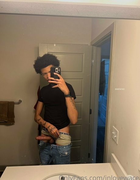 inlovewace star best pictures