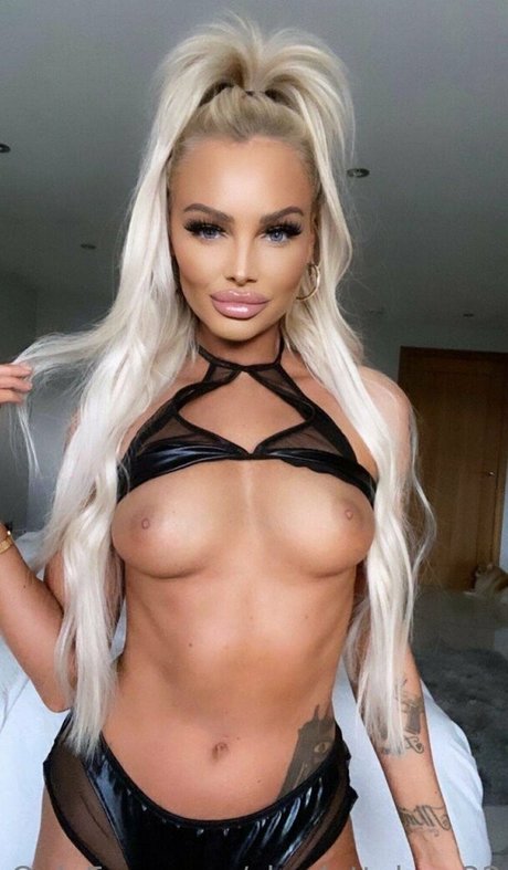 charlottelucy22 top star galleries