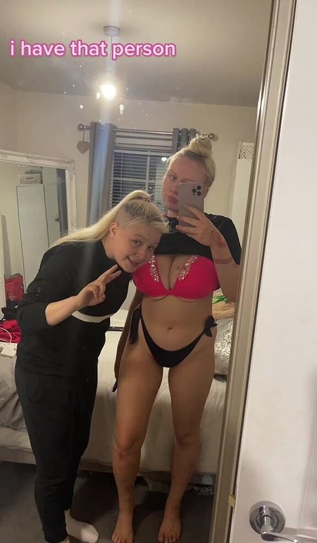 Emma H hot model picture