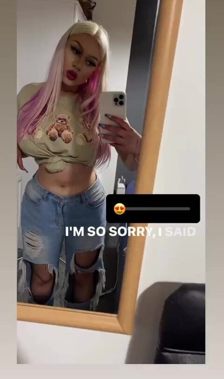 Emma H model perfect photo