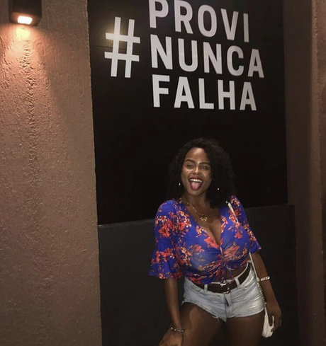 diasdegil art actress photos