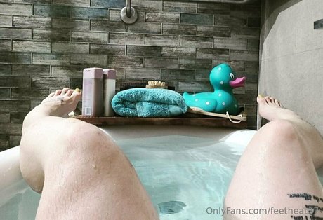 feetheat27 sexy model pics