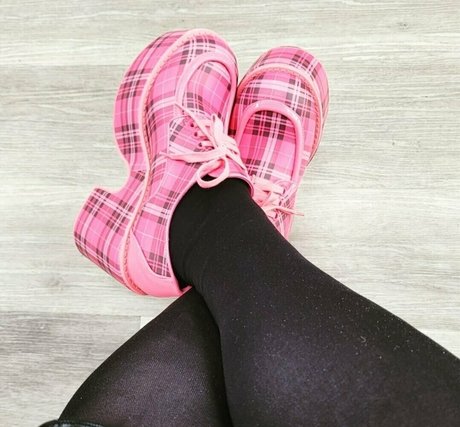 feetheat27 star hd galleries