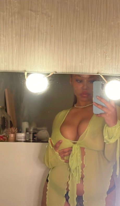 Keanna Theo sexy pornstar picture