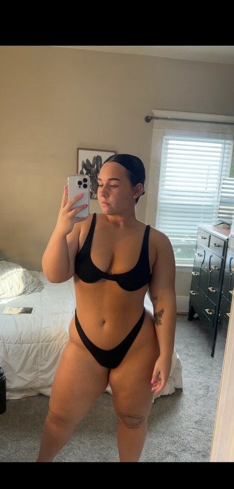 Buffgranola sexy pornstar img