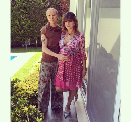 Demet Yoruc star sexy pic