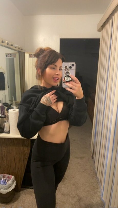 tattooedgem619 naked pornstar gallery