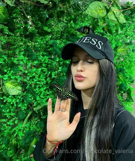 chocolate valeria hd model images