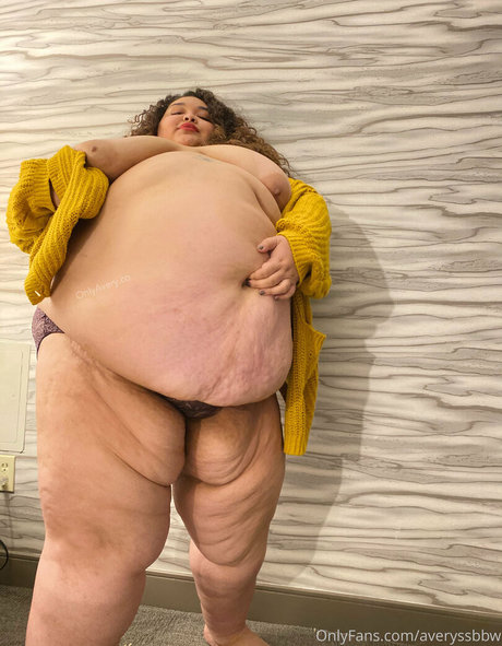 averyssbbw nude pornstar photo