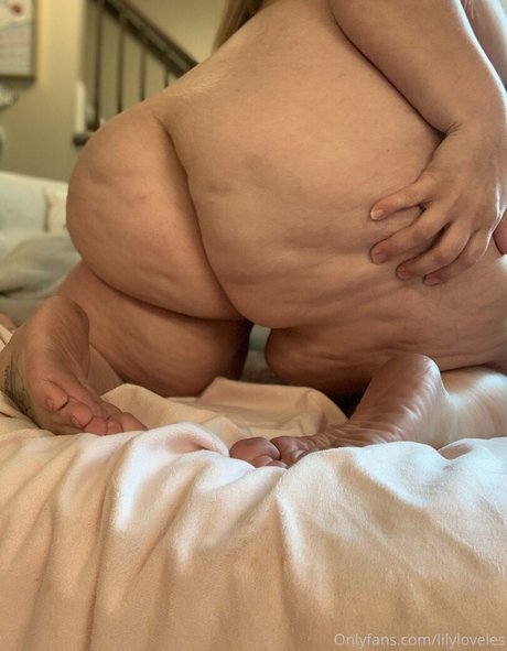 lilyloveles porn actress archive