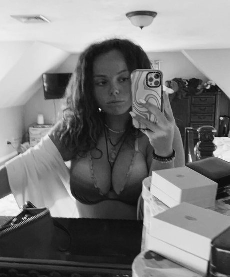 Hannah B star xxx img