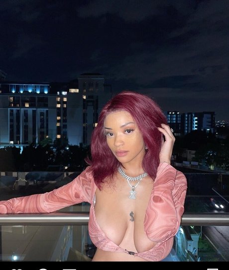 Etherians_ model perfect pictures