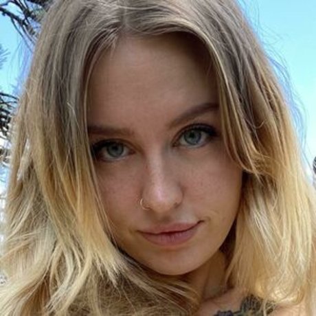 charleighlemons pornstar free photos