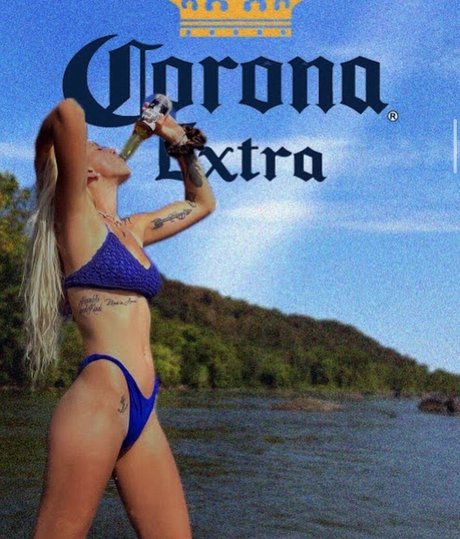 Awholeassmessbpd star nude pic