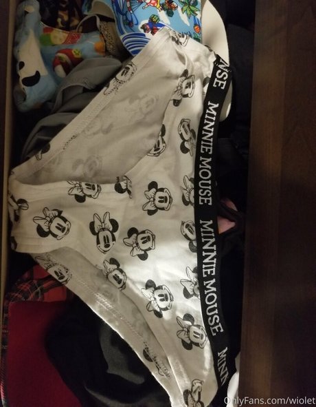 wiolet star adult img