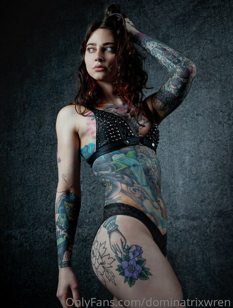 dominatrixwren nudes star archive