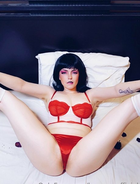 karnageofficial sexy model image