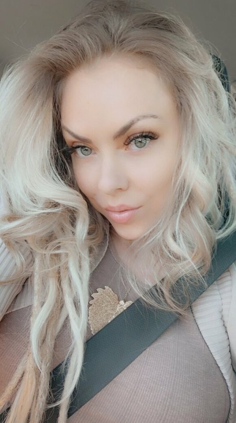 Nina Rei pornstar art images