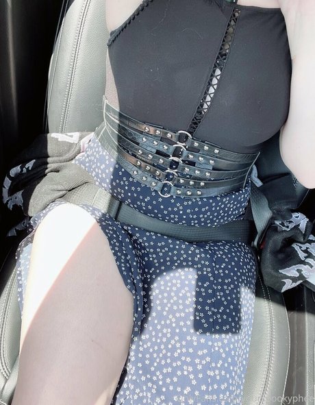 onlineevie model pretty picture