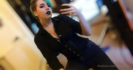 ravensrefuge top actress pics