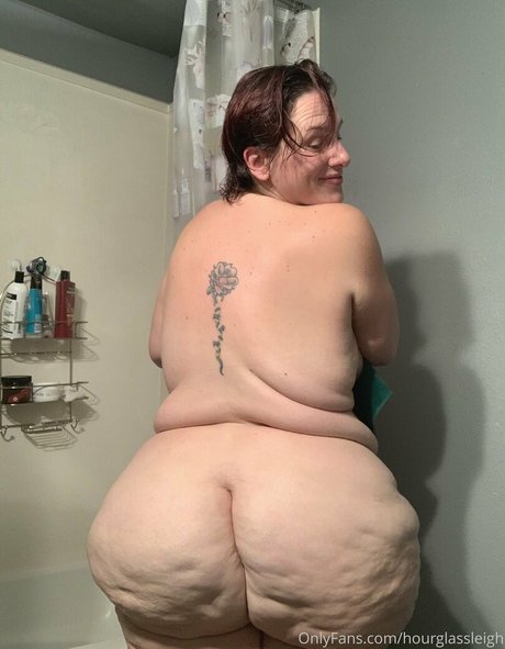 hourglassleigh actress picture