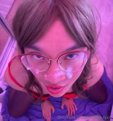 asiansissycd erotic actress pictures