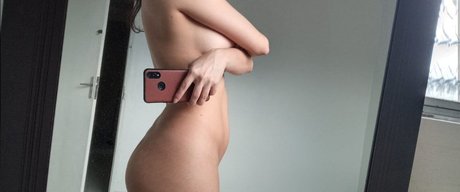 Ysseneg porn model pics