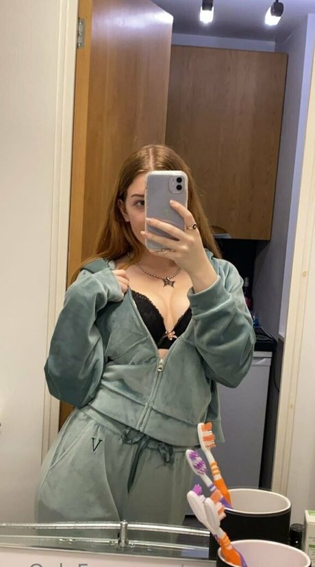 evievixxxen star sex picture