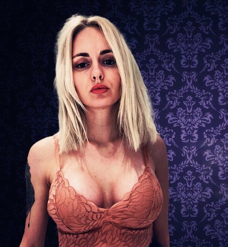 laraonelove star porn picture