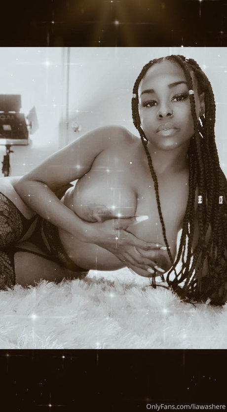 Liliwashere art model pics