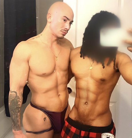 yarddiestyle1 naked model pictures