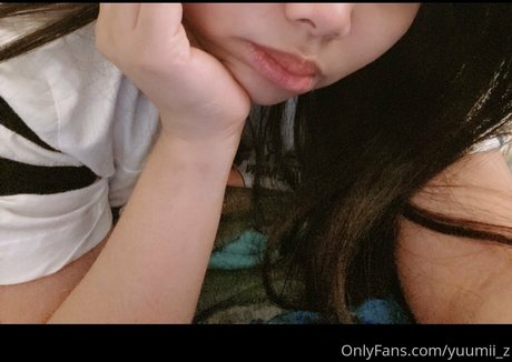 yuumii z pretty model pic