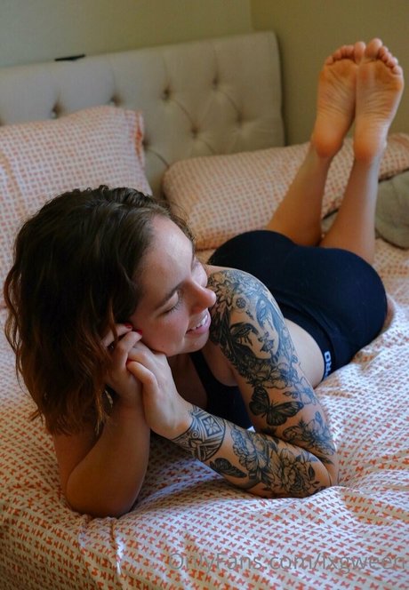 lxgween nice model photo