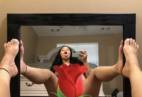 rooxie xxx star photos