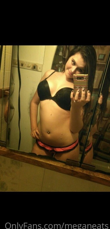 meganeats adult actress photo