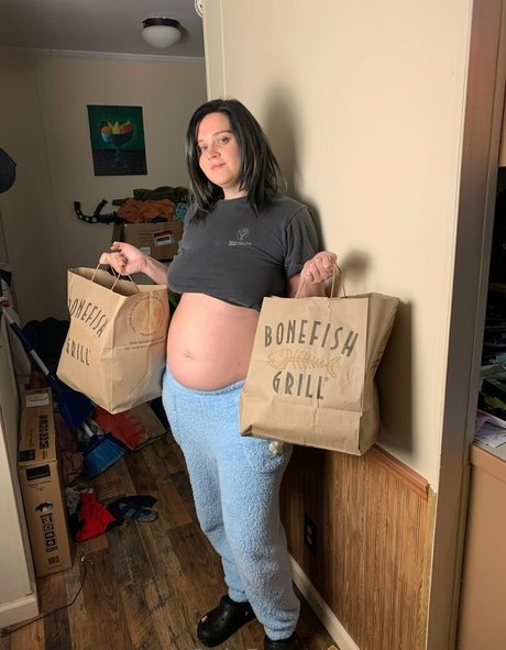 meganeats nude model photo