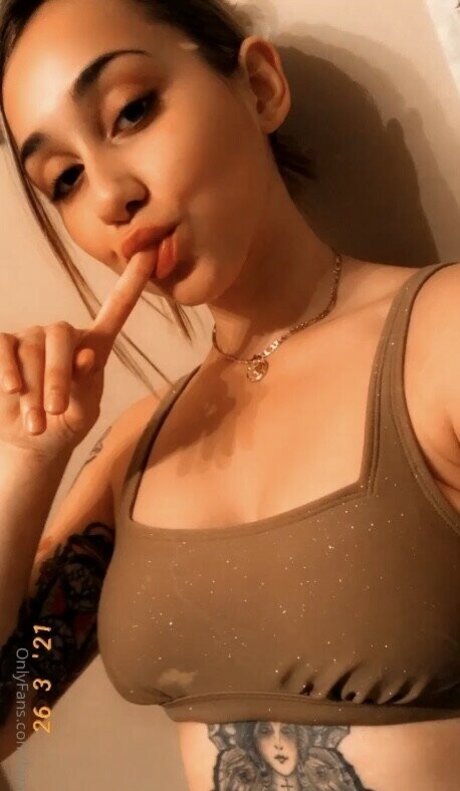 lainaxox art pornstar picture