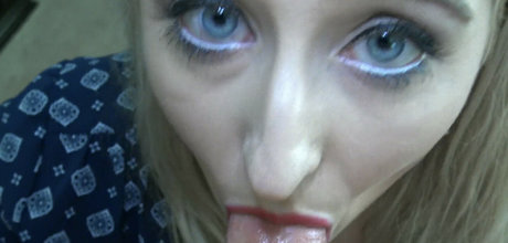 Littleoralandie nudes model gallery